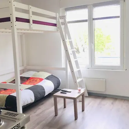 Studio Proche Universite Et Hopital - Tram A 2 Pas Apartment